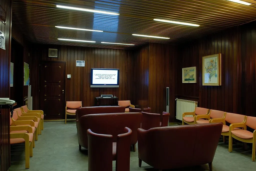 Hotel Cristallo فاراتسي