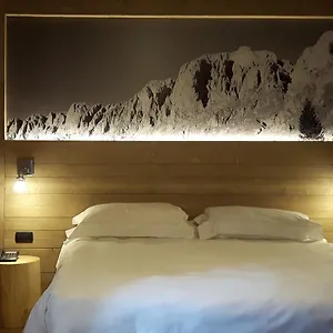 hotel-milano-lo-chalet.it-lombardy.com/
